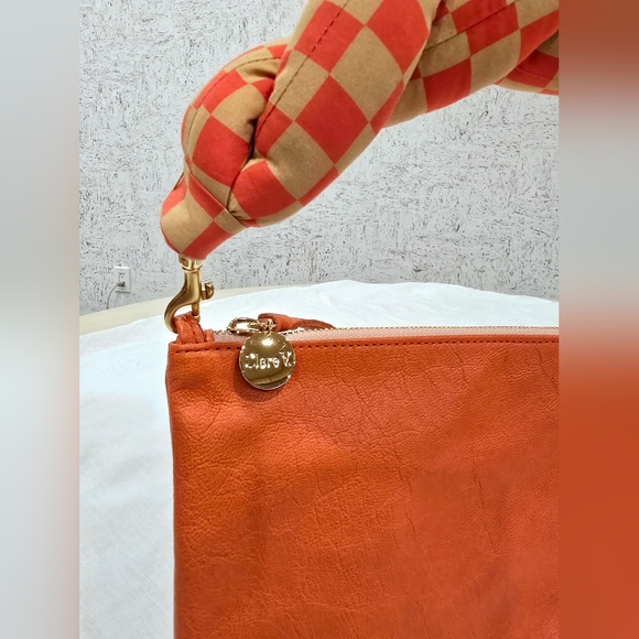 Flat Clutch w/ Tabs Bonus: Twisted Puff Top Handle strap - Picture 2 of 6